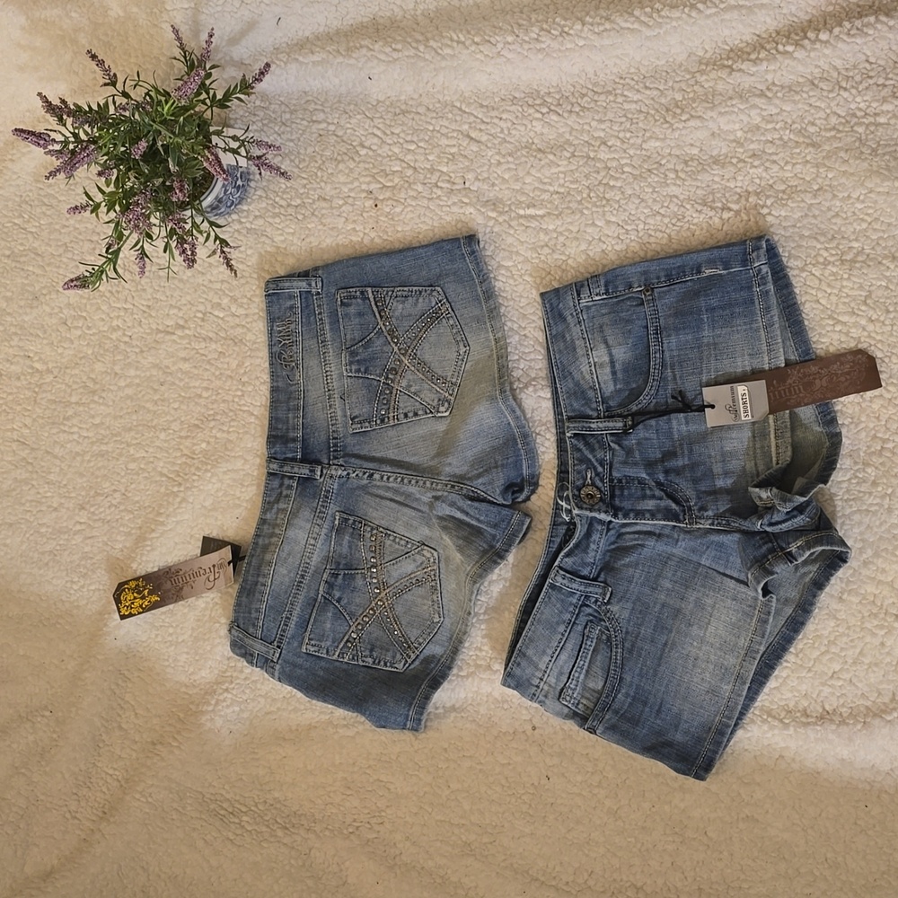 YMI PREMIUM JEAN SHORTS. SIZE Varies (Juniors). Color Acid Wash Blue - Picture 2 of 8